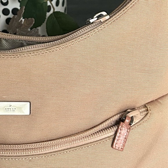 Authentic GUCCI y2 Jackie Shoulder Bag TwoTone Creamy Taupe Canvas/Leather - Picture 15 of 16